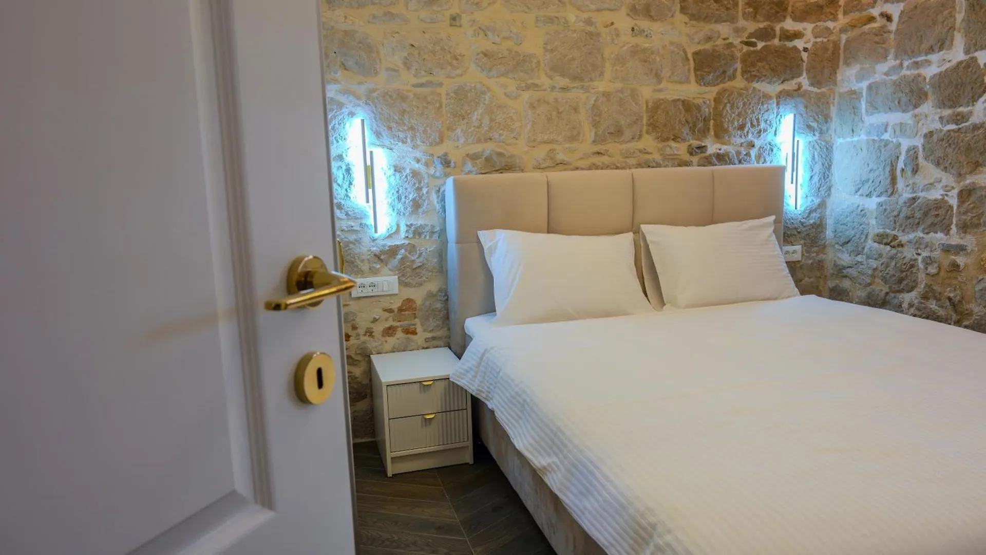 Bed & Breakfast Prisca Luxury Rooms With Breakfast Split Croatia