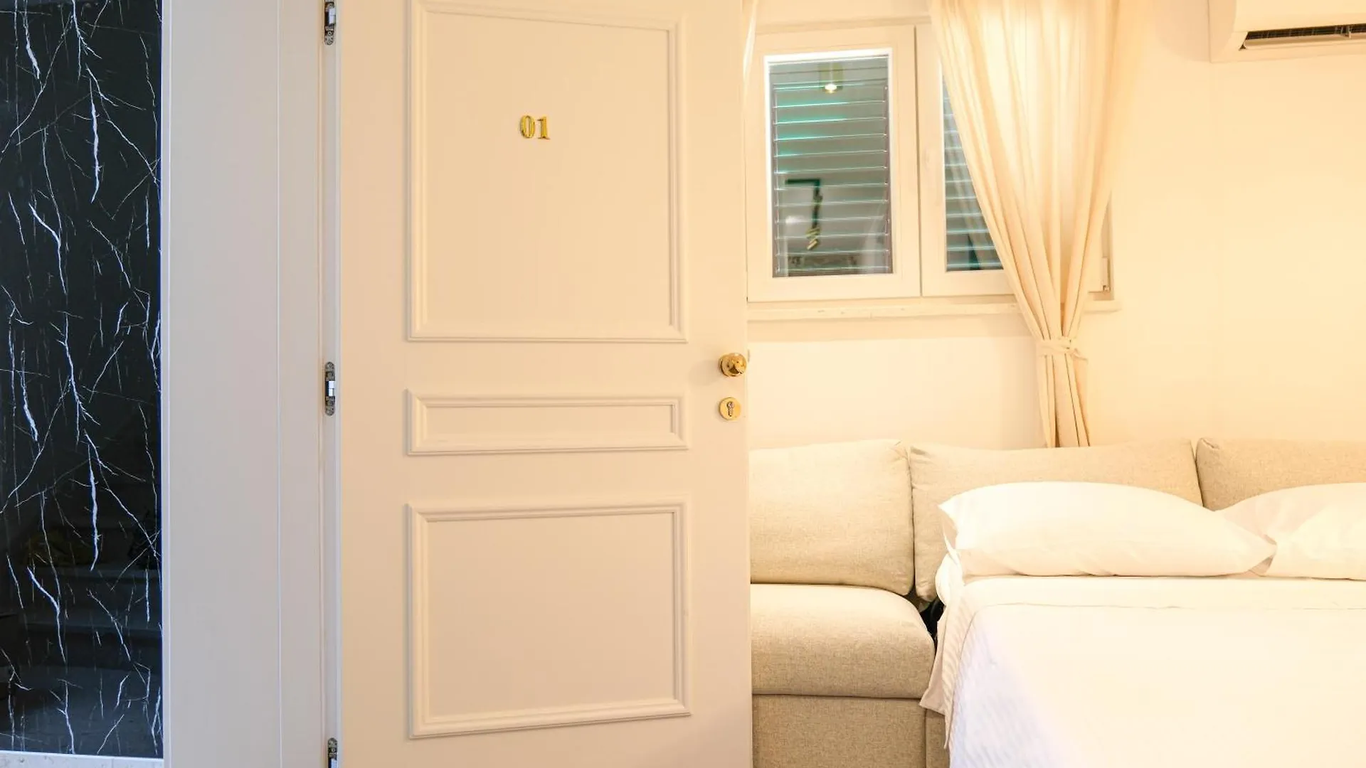Prisca Luxury Rooms With Breakfast Split Bed & Breakfast