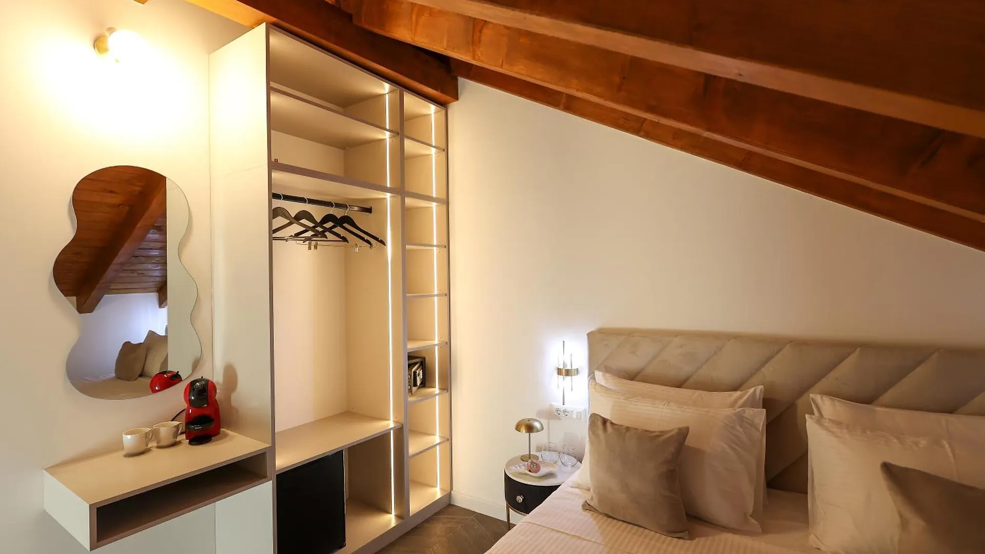 Prisca Luxury Rooms With Breakfast Split