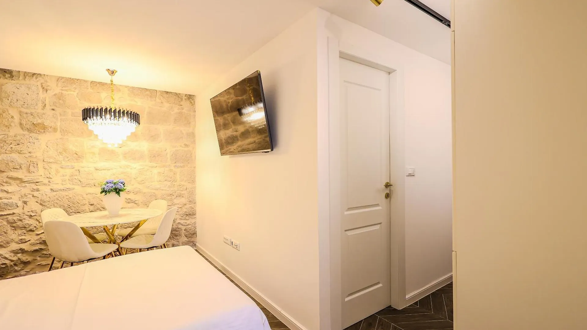Prisca Luxury Rooms With Breakfast Split 0*,